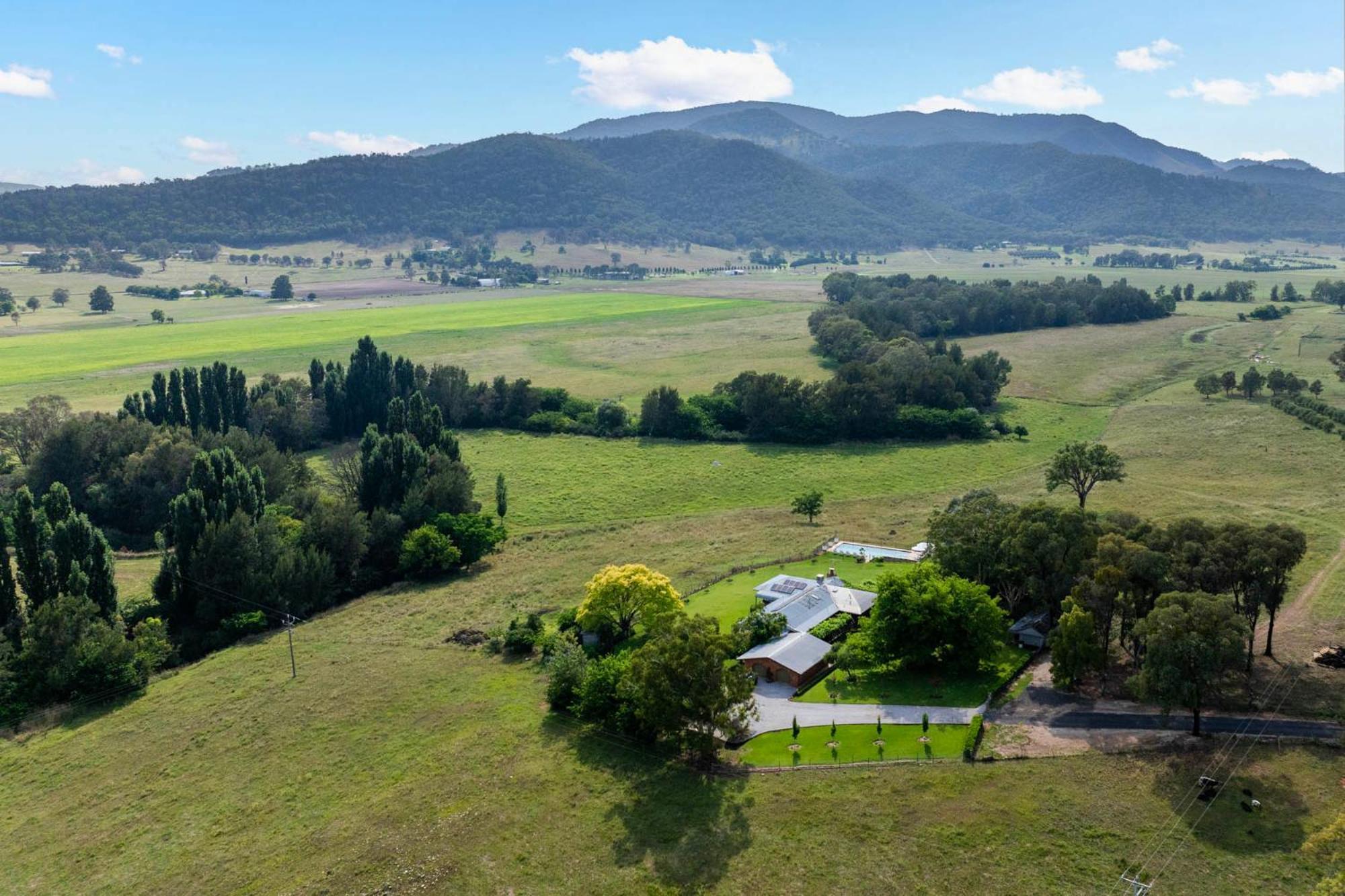 Stay In Mudgee The Grove, The Church, And Premium Private Homestead Exterior photo